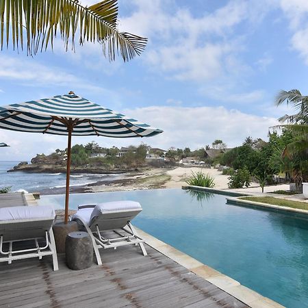 Driftwood Villas Lembongan Exterior photo